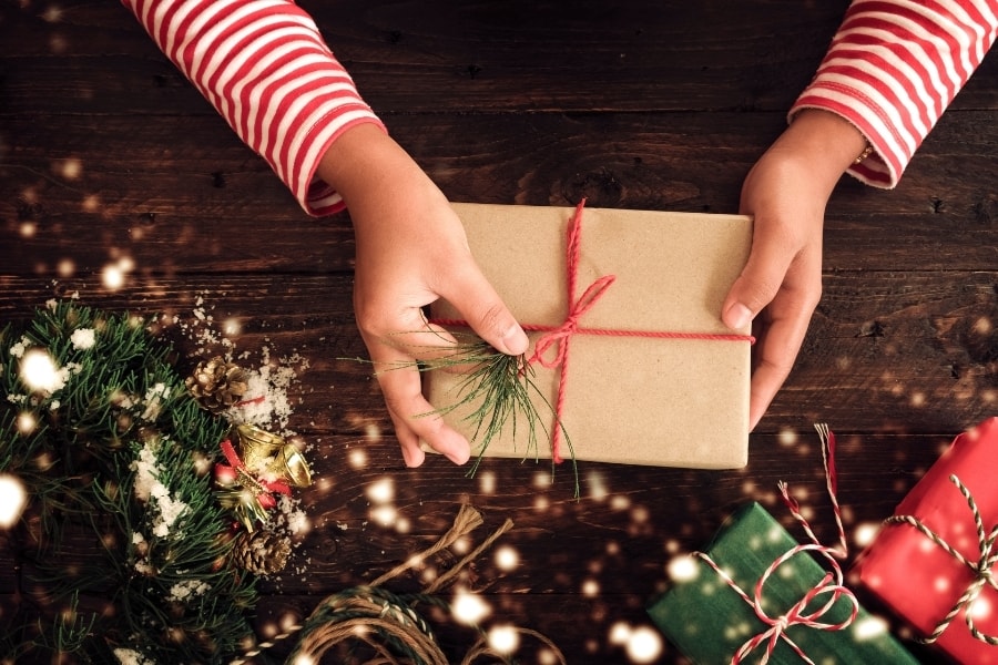 Christmas Gift Ideas for Mom & Dad