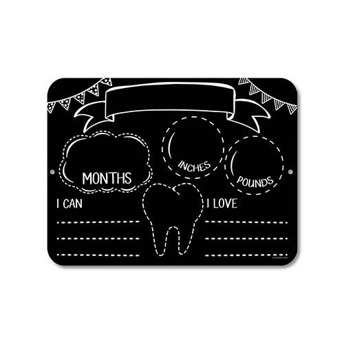 Baby's Monthly Milestones